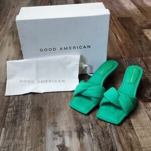 Good American Women's Green Terry Kitten Heel Sandals Kickstand Mules  6 1/2-7